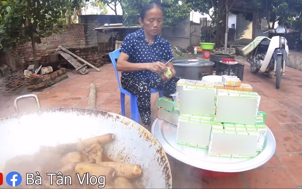 Chảo đuôi bò hầm sữa cũng là món ăn từng gây tranh cãi trong cộng đồng mạng.