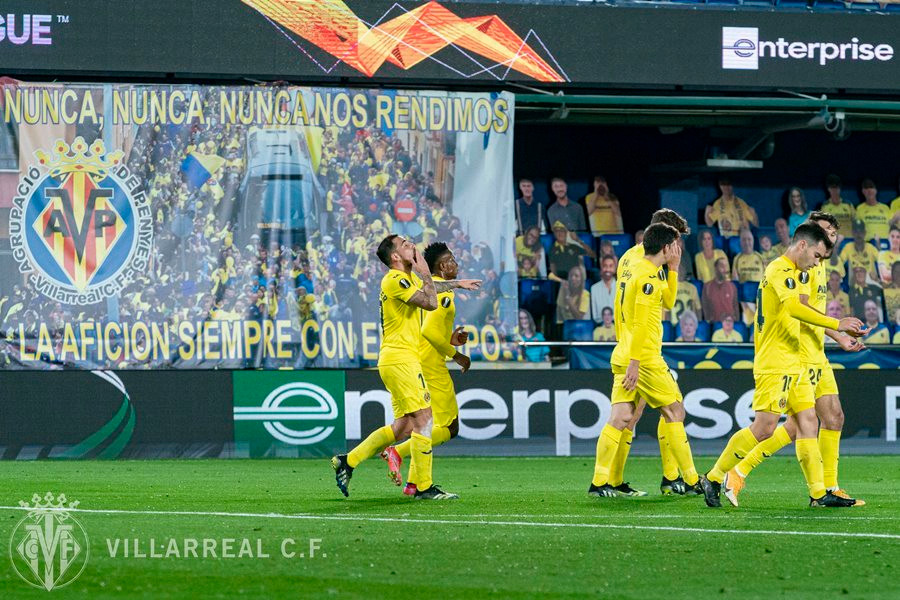 Xac dinh 2 cap dau ban ket Europa League-Hinh-4