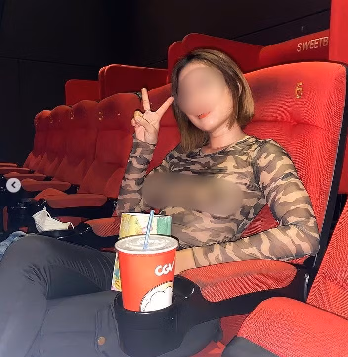 Khi những bức ảnh được chia sẻ rầm rộ, nhiều người chửi rủa, lăng mạ khiến cuộc sống gia đình chị bị ảnh hưởng khá nhiều.