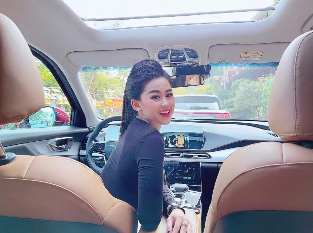 Ngọc Mai sở hữu nhan sắc được đánh giá là xinh đẹp, duyên dáng và "ăn hình".