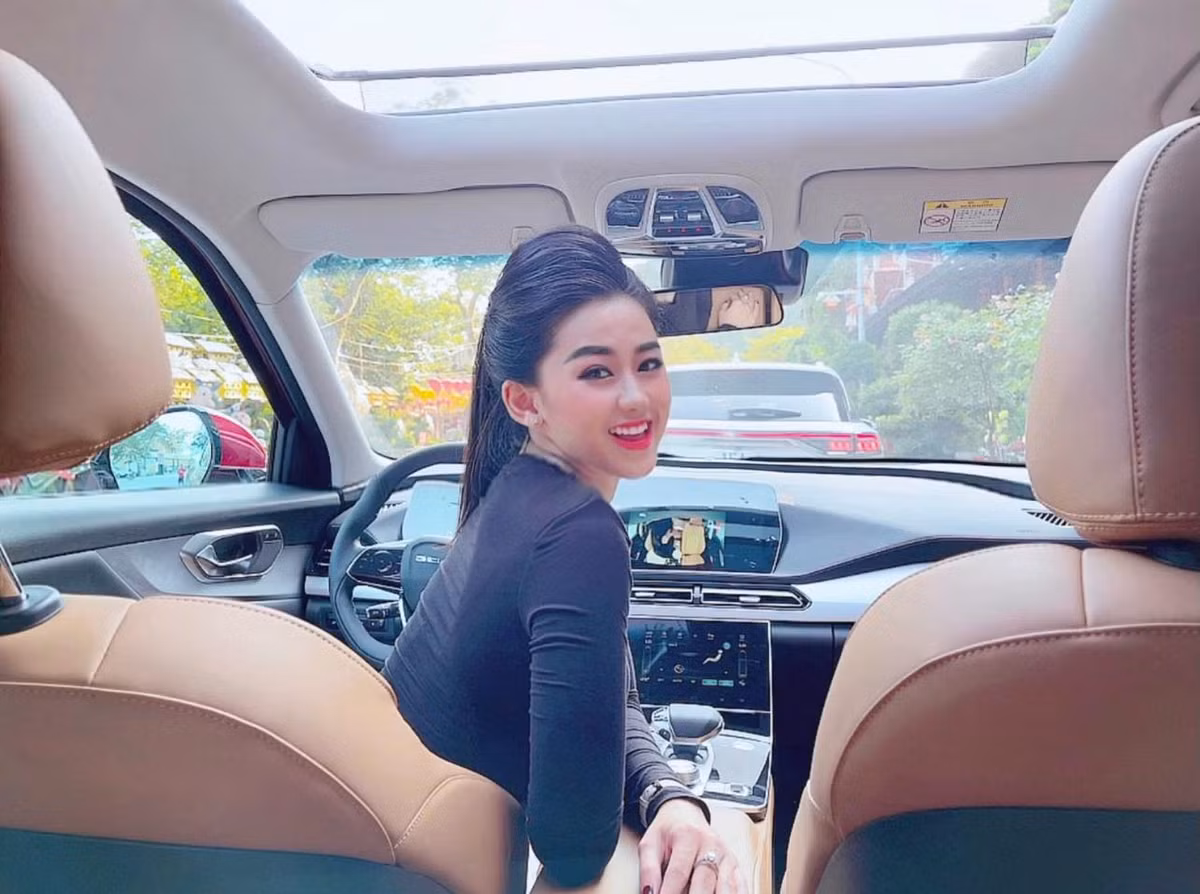 Ngọc Mai sở hữu nhan sắc được đánh giá là xinh đẹp, duyên dáng và "ăn hình".