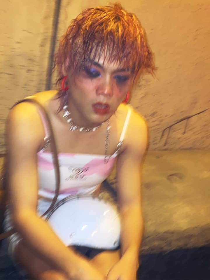 Năm 2019, anh chàng từng gây chú ý khi giả gái tham dự Top Model Online.