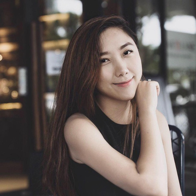 Dù không tham gia giới giải trí như Trấn Thành nhưng cô em gái Huỳnh Mi vẫn là một trong những cái tên nhận được nhiều chú ý.