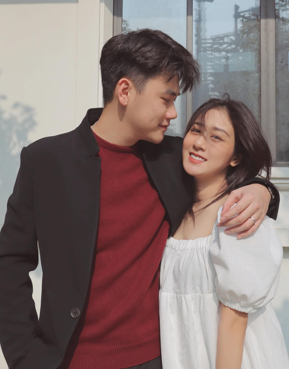 Gia đình hạnh phúc của đôi bạn trẻ này càng được nhiều người chú ý hơn khi có sự xuất hiện của bé Xoài.