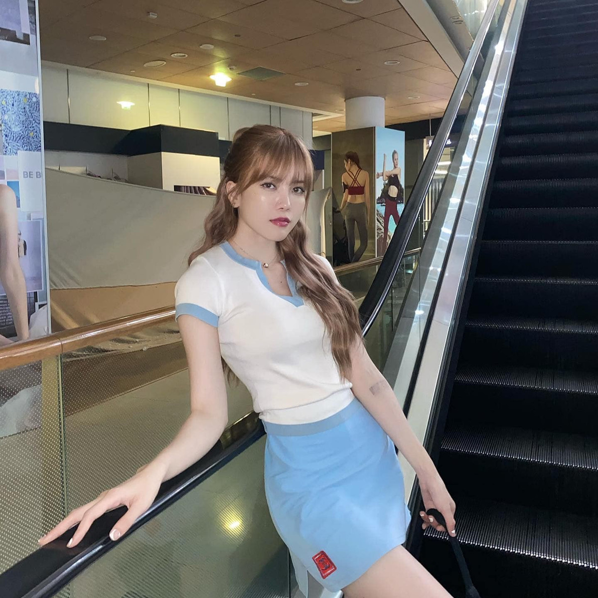 Không quá nổi bật trong âm nhạc nhưng Thiều Bảo Trâm lại sở hữu thân hình cân đối cùng đường cong nóng bỏng. Ảnh: Tổng hợp