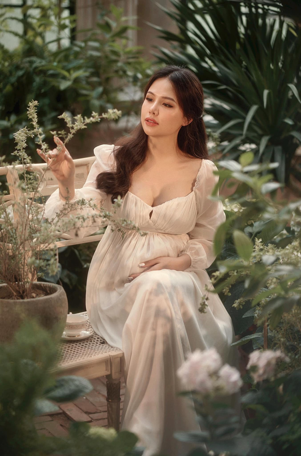 Không chỉ thế, nhan sắc của Phanh Lee cũng càng ngày càng thăng hạng cũng nhờ được chồng chiều chuộng, chăm sóc.