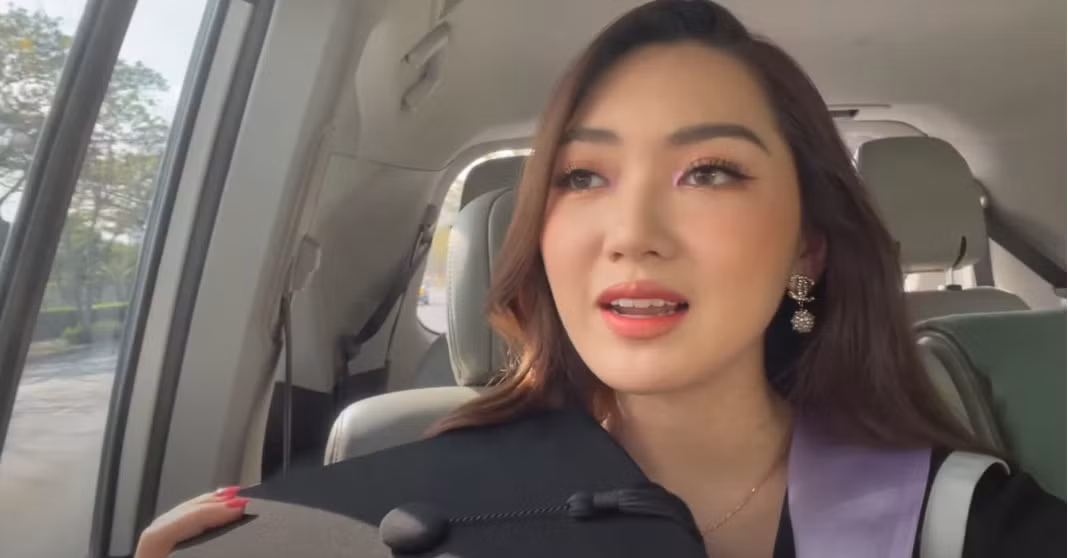 Theo tìm hiểu, học phí đối với ngành mà nữ rich kid này tốt nghiệp là 926,8 triệu đồng. Dù vậy Chloe vẫn khẳng định bản thân sẽ theo đuổi công việc beauty blogger nên fan đừng quá lo lắng.