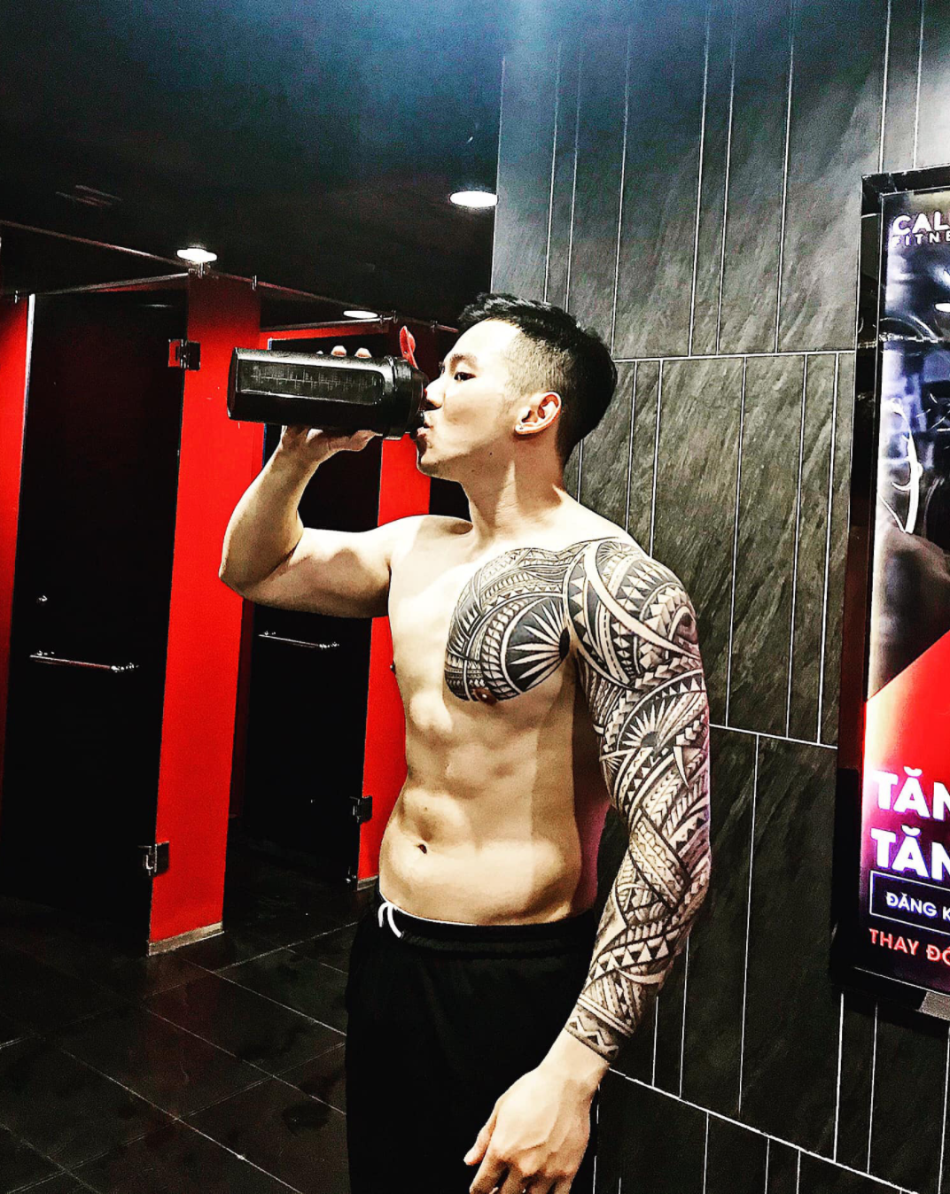 Nhan sắc cực phẩm của Phú Thịnh cho dù có chụp qua ảnh thẻ CCCD cũng không thể bị lu mờ đi.