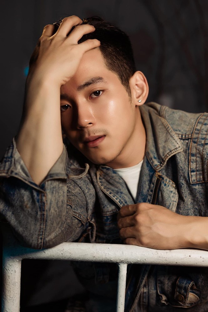 Ngoại hình cực chuẩn men của ông bố 1 con hiện tại. Ảnh: Tổng hợp