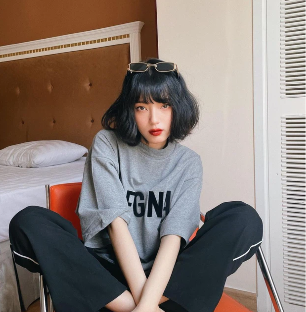 Mới đây nhất, cô bạn Lê Nguyễn Khánh Nhi gây chú ý khi sở hữu gương mặt khá giống với hot girl Châu Bùi.