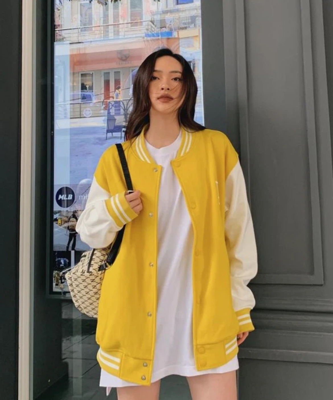 Một nhân vật nữa cũng hay được nhân xét giống Châu Bùi đó là Phạm Diệu Linh (nickname Ét te).