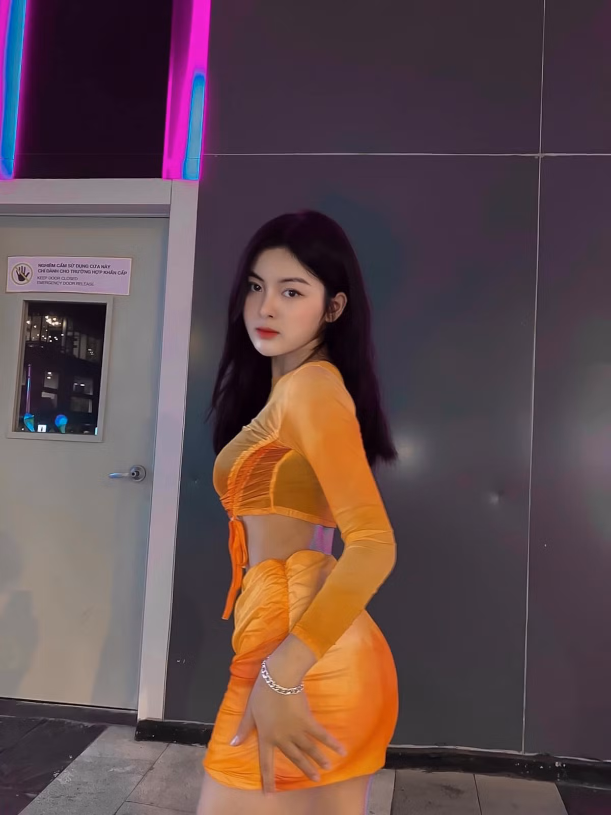 Sở hữu gương mặt khả ái, dễ thương, thần thái "sang chảnh", hot Tiktoker này đã chiếm trọn trái tim của cánh mày râu.