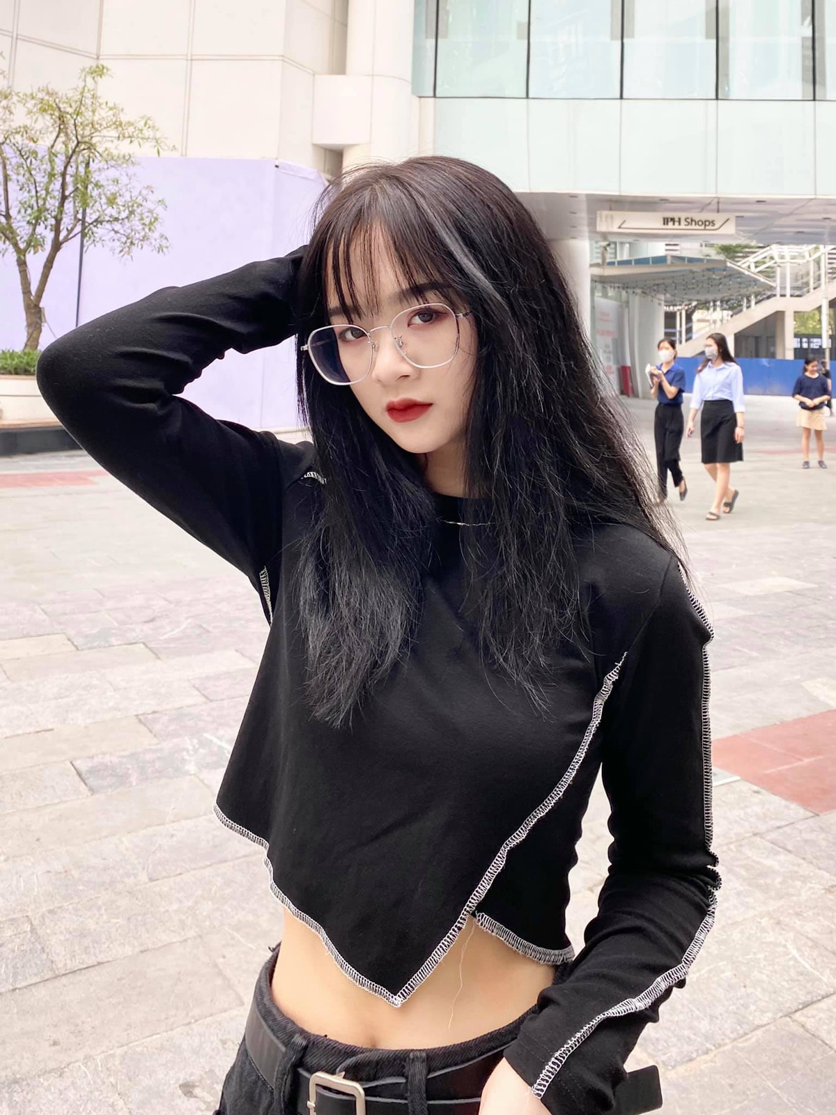 Gấm Kami hiện tại đang là hot girl TikTok được cư dân mạng săn lùng, dù gia nhập MXH này chưa lâu nhưng cô gái sinh năm 2000 đã gây chú ý nhờ sở hữu vẻ đẹp dễ thương, cô còn có tài chơi bida cực đỉnh, mà không phải ai cũng làm được.