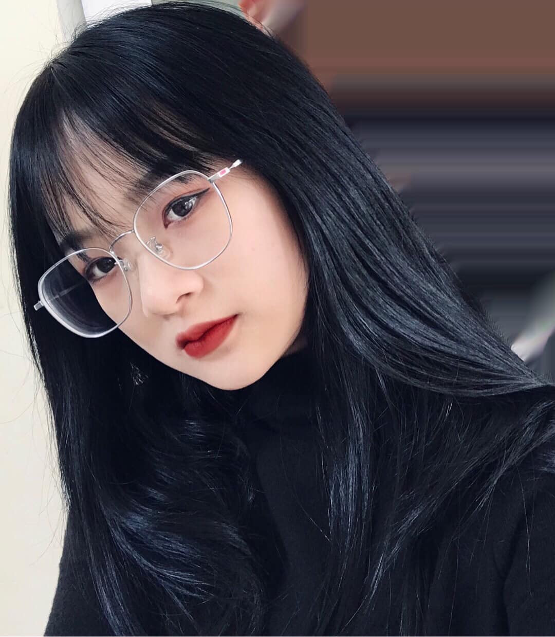 Những clip khoe tài năng của Gấm Kami nhận được nhiều lời khen ngợi từ cộng đồng mạng.