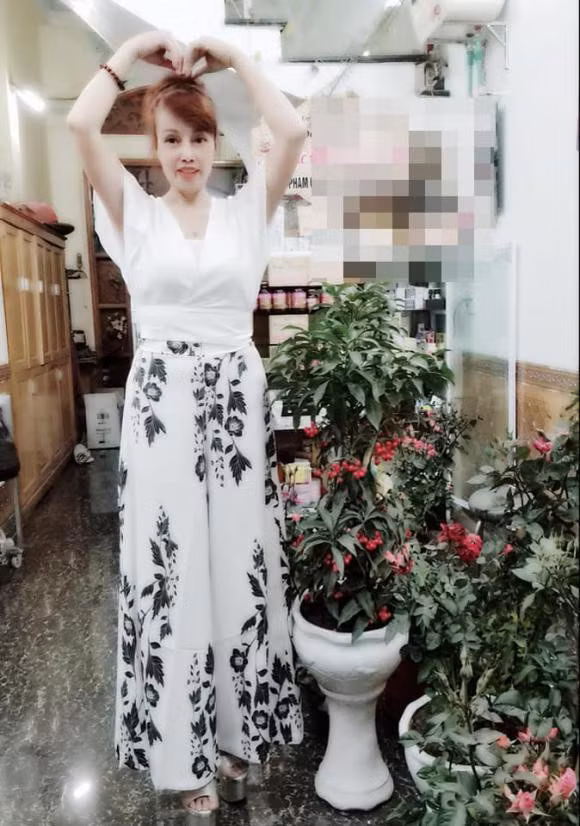 Trên trang cá nhân chị Sao thường xuyên đăng hình ảnh khoe cận cảnh diện mạo mới. Ảnh: Tổng hợp