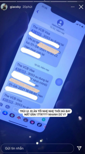Rich kid Sài thành đã đăng ảnh chụp tin nhắn 2 giao dịch trên điện thoại, một tin nhắn với chi tiêu hết 4,4 triệu và cái kia gần 12,2 triệu.