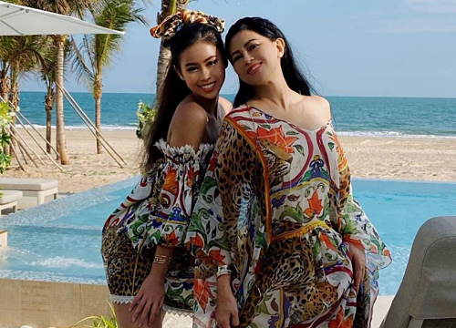 Nếu như rich kid Tiên Nguyễn gây chú ý cùng người cha tỷ phú, thì thời gian gần đây người ta đã bắt đầu lưu ý nhiều hơn đến người mẹ của Tiên Nguyễn với vẻ ngoài xinh đẹp, bất biến theo năm tháng.