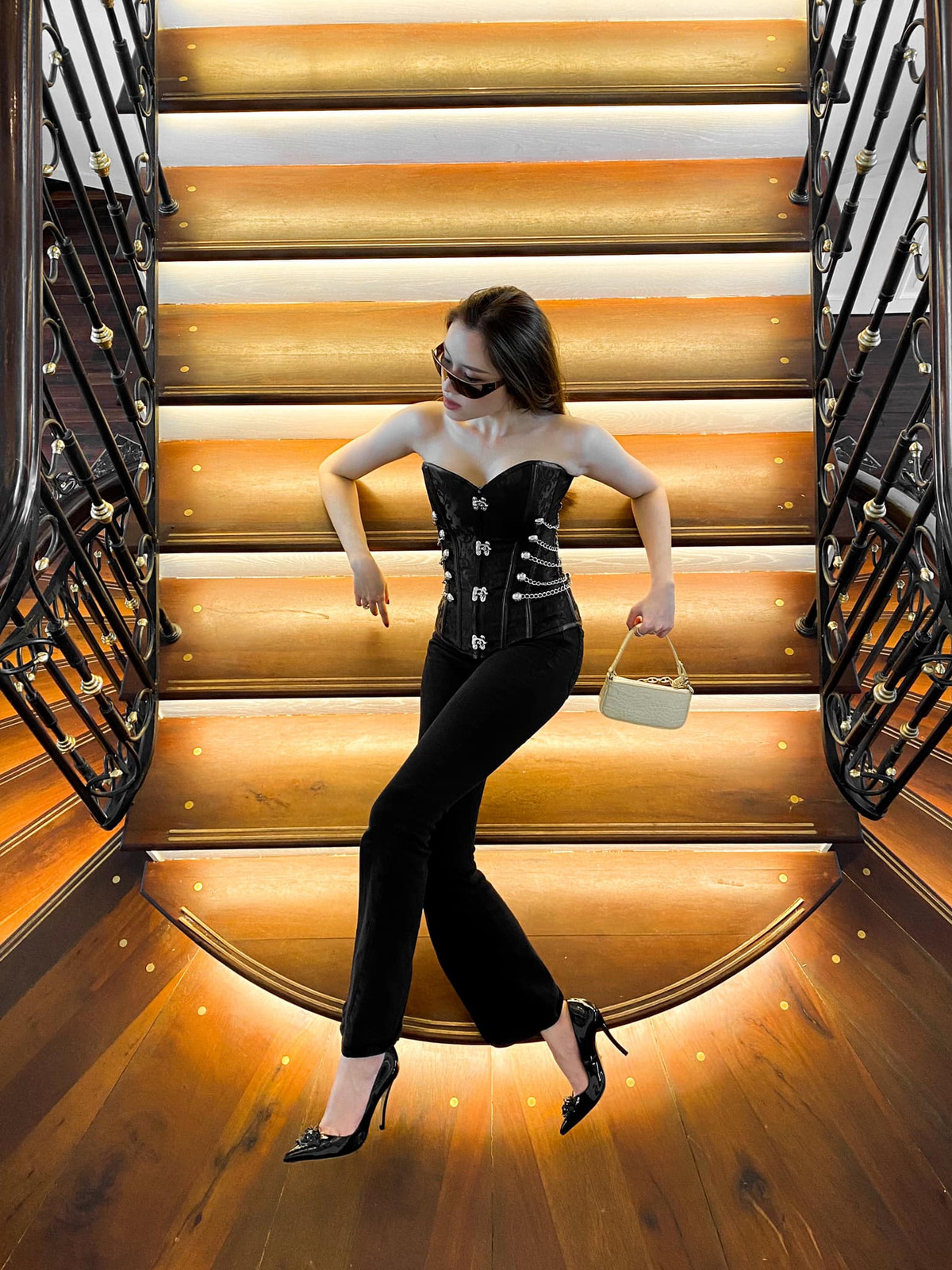 Thanh Thanh Huyền là cái tên hot nhất nhì VTV cũng như các cuộc thi nhan sắc.