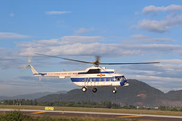 Trung đoàn 929 (Sư đoàn 372) thực hành bay được 11 lần chuyến. Trung đoàn 930 (Sư đoàn 372) thực hành bay được 15 lần chuyến. Nguồn ảnh: Báo Phòng Không – Không quân