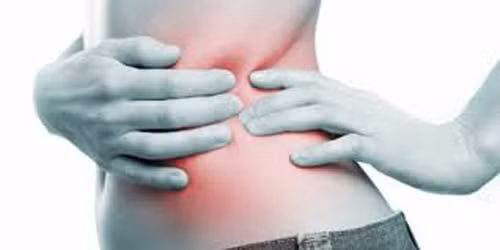 Cơn đau có thể bắt đầu trên một hoặc cả hai bên. Nếu bắt đầu ở một bên và không được chữa trị kịp thời, cơn đau sẽ nhanh chóng lan ra cả hai bên chỉ trong thời gian ngắn. Đặc biệt, cảm giác đau rõ rệt hơn khi bạn đi tiểu.