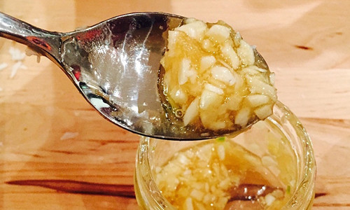 Tiếp tục bảo quản trong tủ lạnh chừng 5 ngày là có thể sử dụng được. Lưu ý, cần kiểm tra và dùng muỗng khuấy đều hỗn hợp ít nhất một lần mỗi ngày.