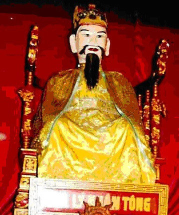 Nhung vi vua Viet len ngoi ngay Tet Nguyen Dan-Hinh-3