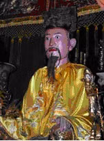 Nhung vi vua Viet dang quang vao dau xuan nam moi-Hinh-2