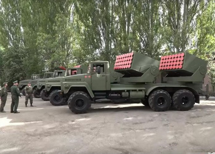 Hệ thống Cheburashka có thể di chuyển với tốc độ tối đa 80 km/h và tầm tác chiến tới 600 km. Đây được coi là một trong số những vũ khí uy lực nhất trên chiến trường Đông Ukraine.