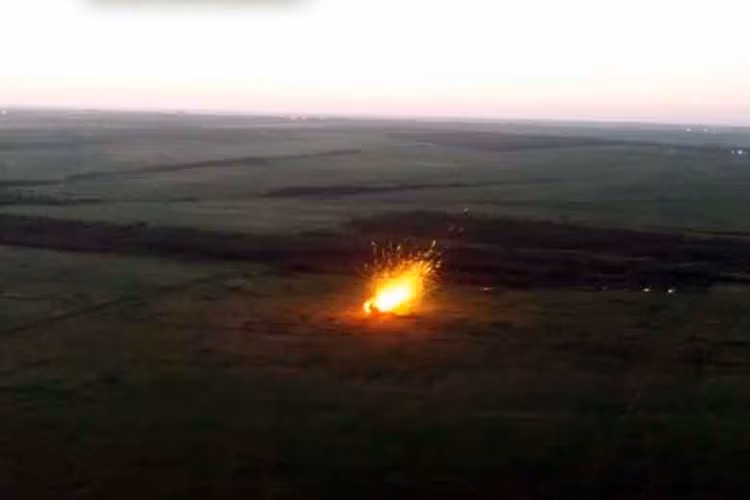 Được biết pháo phản lực phóng loạt 64 nòng 217 mm mang tên Cheburashka được quân ly khai miền Đông Ukraine phát triển trong thời gian gần đây.