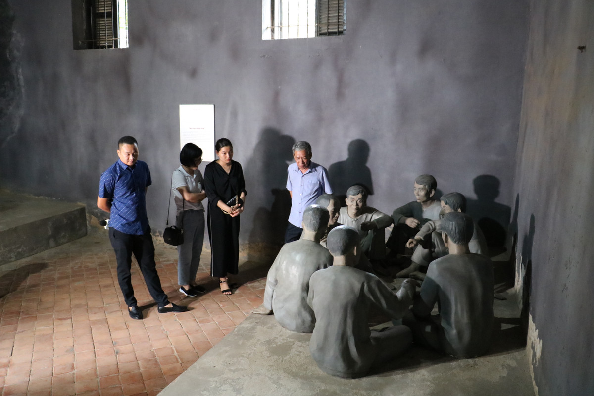 Chỉ tính trong giai đoạn 1930-1945, nhà tù đã giam cầm hơn 1.000 chiến sĩ cách mạng và những người yêu nước.