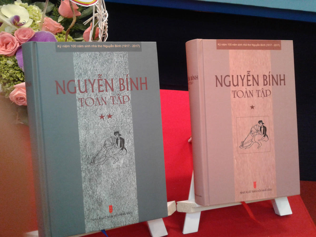 Do hoàn cảnh xa xôi cách trở, tin tức vợ con bặt vô âm tín, Nguyễn Bính đã có quan hệ thắm thiết với một nữ thư ký báo Trăm Hoa, nơi ông làm chủ bút, hồi 1956, tại Hà Nội. Hai người ăn ở như vợ chồng với đúng nghĩa khi sinh hạ được một con trai. Người vợ thứ ba này tên là Phạm Vân Thanh. 