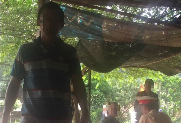 Sep CSGT Dong Nai bi to bao ke xe tai: Bi cap duoi “choi deu”?