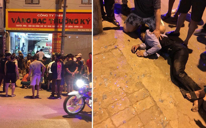  3 nghi phạm đi ôtô cướp tiệm vàng ở Sơn La: Khoảng 19h30 ngày 20/9/2018, tại phường Chiềng Lề TP Sơn La, tỉnh Sơn La, xuất hiện 3 người đàn ông đi chiếc ôtô 7 chỗ màu đen rồi đỗ gần hiện trường nơi cướp tiệm vàng. 