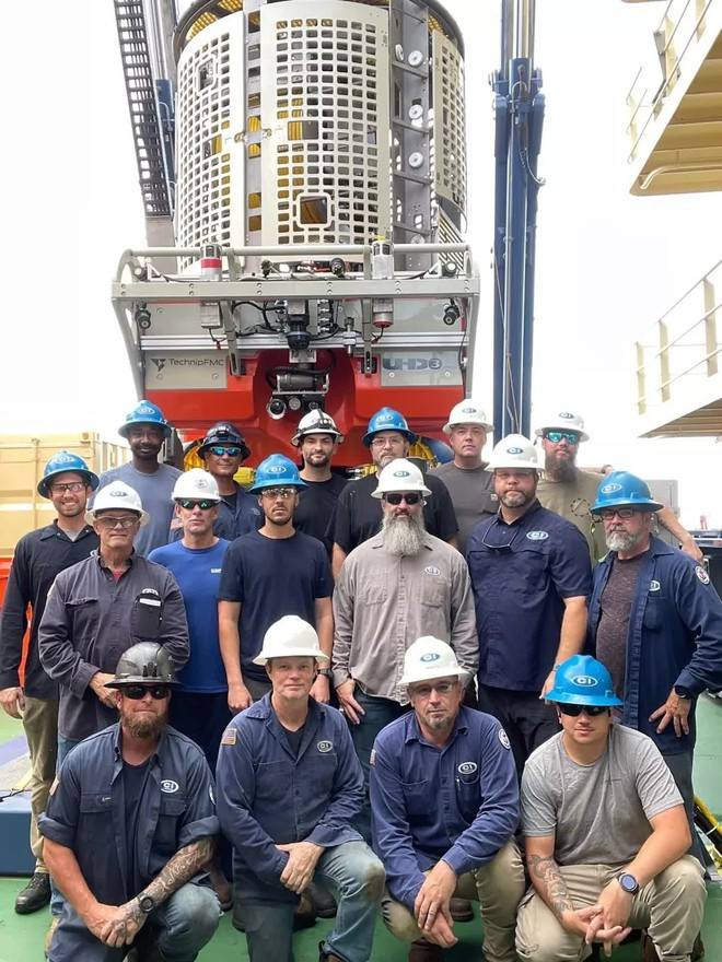 Chuyến thám hiểm Titanic đầu tiên sau vụ nổ tàu lặn Titan kinh hoàng - Hình 2 Chuyen tham hiem Titanic dau tien sau vu no tau lan Titan kinh hoang-Hinh-2