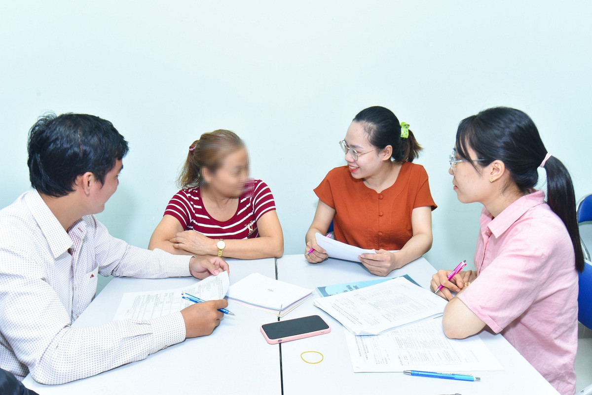 Moi U30 da thuong xuyen quen tat nuoc nong, dong nap thung gao