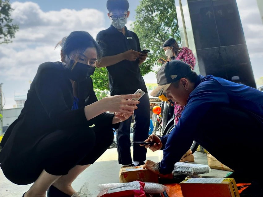 Người Việt mua sắm online nhiều hơn đi siêu thị Nguoi Viet mua sam online nhieu hon di sieu thi