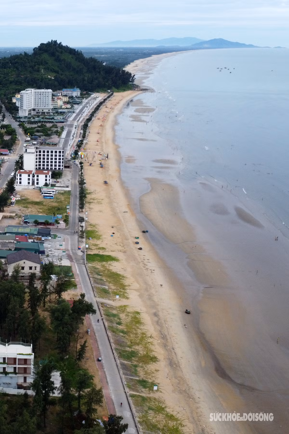 Khu du dịch Thiên Cầm. Khu du dịch Thiên Cầm.