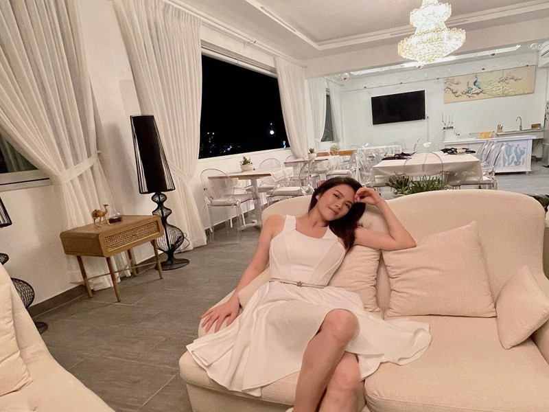 Lý Nhã Kỳ thi thoảng mời bạn bè đến nhà chơi. Ảnh: Instagram Lý Nhã Kỳ.