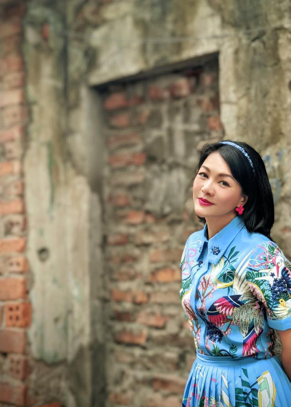 Xuất thân là người mẫu nhưng Hoàng Xuân được khán giả biết đến qua các phim: Vị tướng tình báo và hai bà vợ, Cô gái đến từ Bangkok, Bạch mã hoàng tử, Đừng bắt em phải quên, Đấu trí, Biệt dược đen.