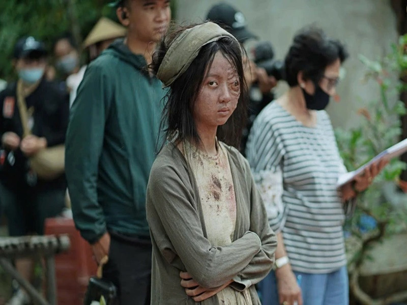 Lâm Thanh Mỹ hóa trang biến dạng trong phim kinh dị Cám. Ảnh: Pháp Luật TP HCM.