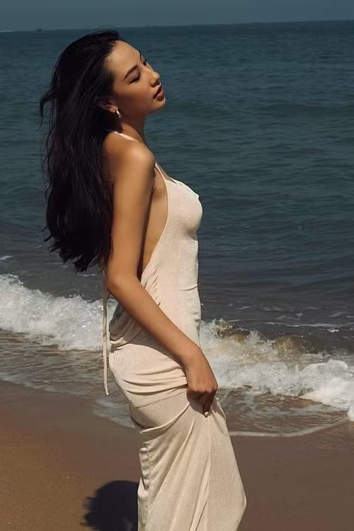 Sau khi tốt nghiệp THPT, Tường Linh theo đuổi con đường người mẫu. Ảnh: FB Đoàn Tường Linh.