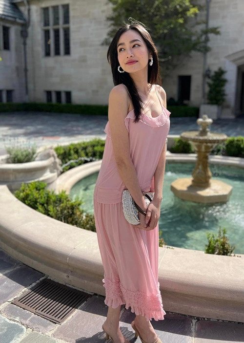 Người đẹp mong bản thân đủ sức khoẻ và nghị lực để phát triển sự nghiệp ở Mỹ.