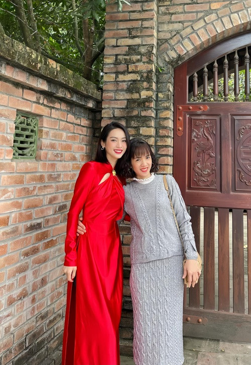 Vũ Thúy Quỳnh từng kể về ký ức ngày mưa bão ở Tây Bắc mãi cô chẳng thể quên. Ảnh: FB Vũ Thúy Quỳnh.