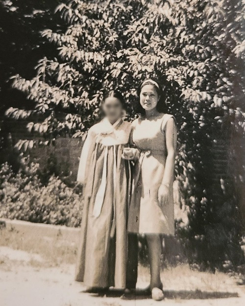 Bà Choi sở hữu chiều cao khá nổi bật. Ảnh: Instagram Choi Soon Hwa.