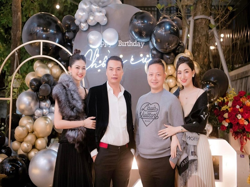 Hai chị em ruột đều lấy chồng doanh nhân và sống trong nhung lụa kể từ khi kết hôn. Ảnh: FB Trà My.