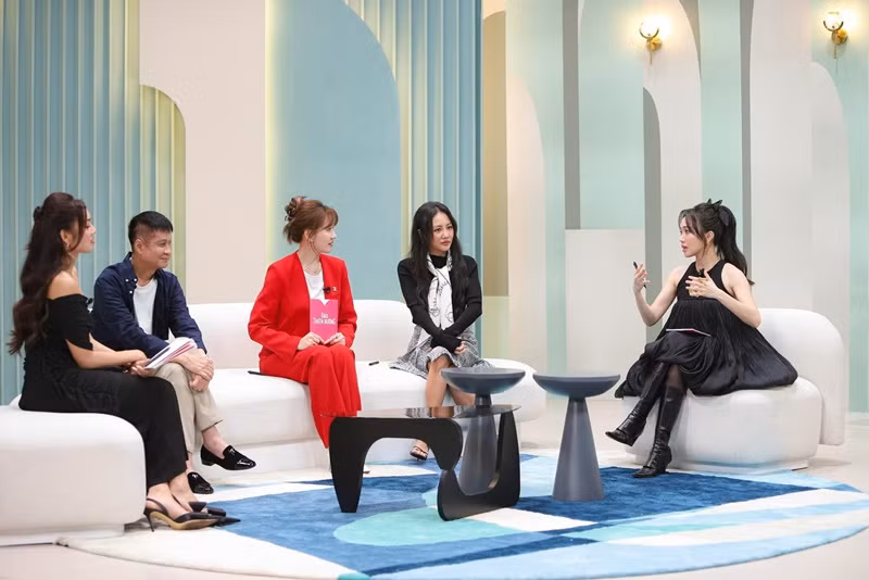 Nhiều người cho rằng Diệu Nhi chọn cách giấu nhẹm thông tin bầu bí và chỉ công khai khi đến một thời điểm thích hợp. Ảnh: Facebook Diệu Nhi.