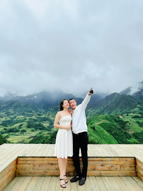 Trước khi đến với Hiệp Gà, Thu Hà từng ly hôn và có con riêng. Ảnh: FB Hiệp Gà.