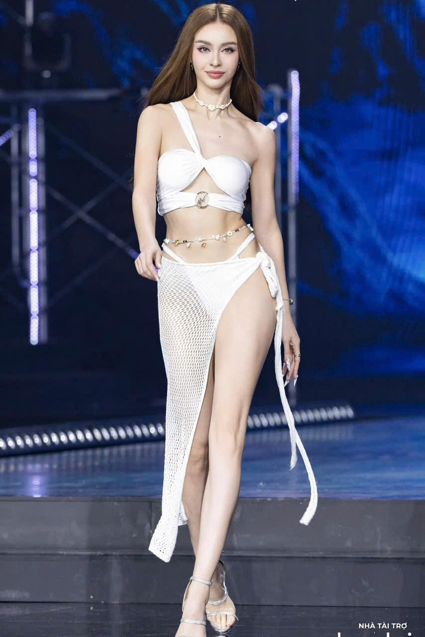 MLee tham gia thi hoa hậu không phải vì sự nghiệp âm nhạc chưa thành công theo ý kiến của nhiều người. Cô quyết định ghi danh khi cảm thấy đã sẵn sàng và muốn phát triển bản thân. Trong cuộc thi, cô tập trung hoàn thiện mỗi ngày và không quan tâm đến những ý kiến bên ngoài, dành toàn bộ nỗ lực để tỏa sáng.