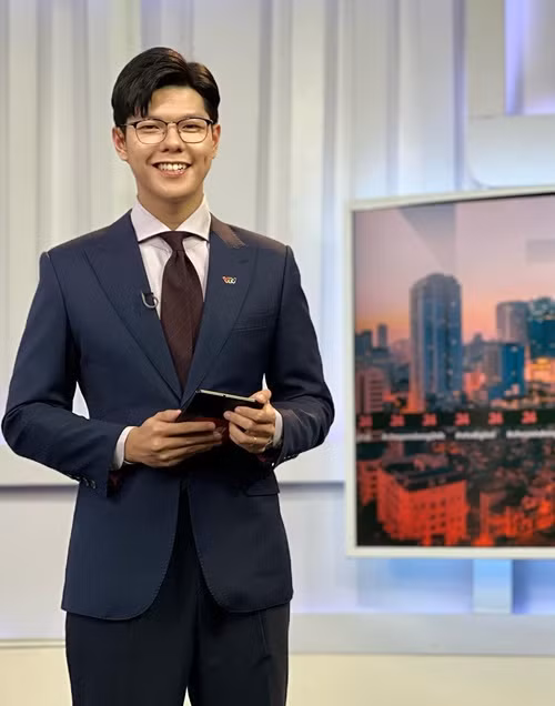 Ngoại hình của Mạnh Cường là lợi thế khi anh dẫn chương trình.