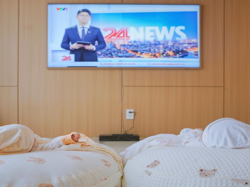 Mạnh Cường khoe hai con xem chương trình do anh dẫn sóng.